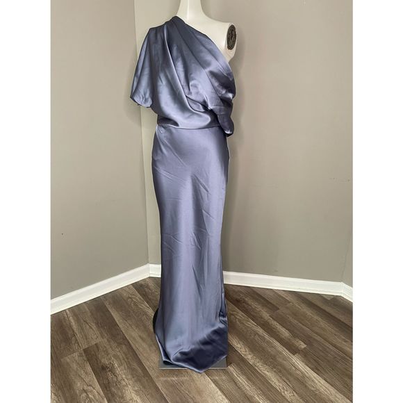 Amsale
Satin One-Shoulder Gown - Picture 6 of 11